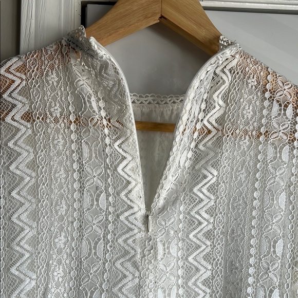 Zara Woman’s White Lace Top with Zipper - Picture 5 of 6
